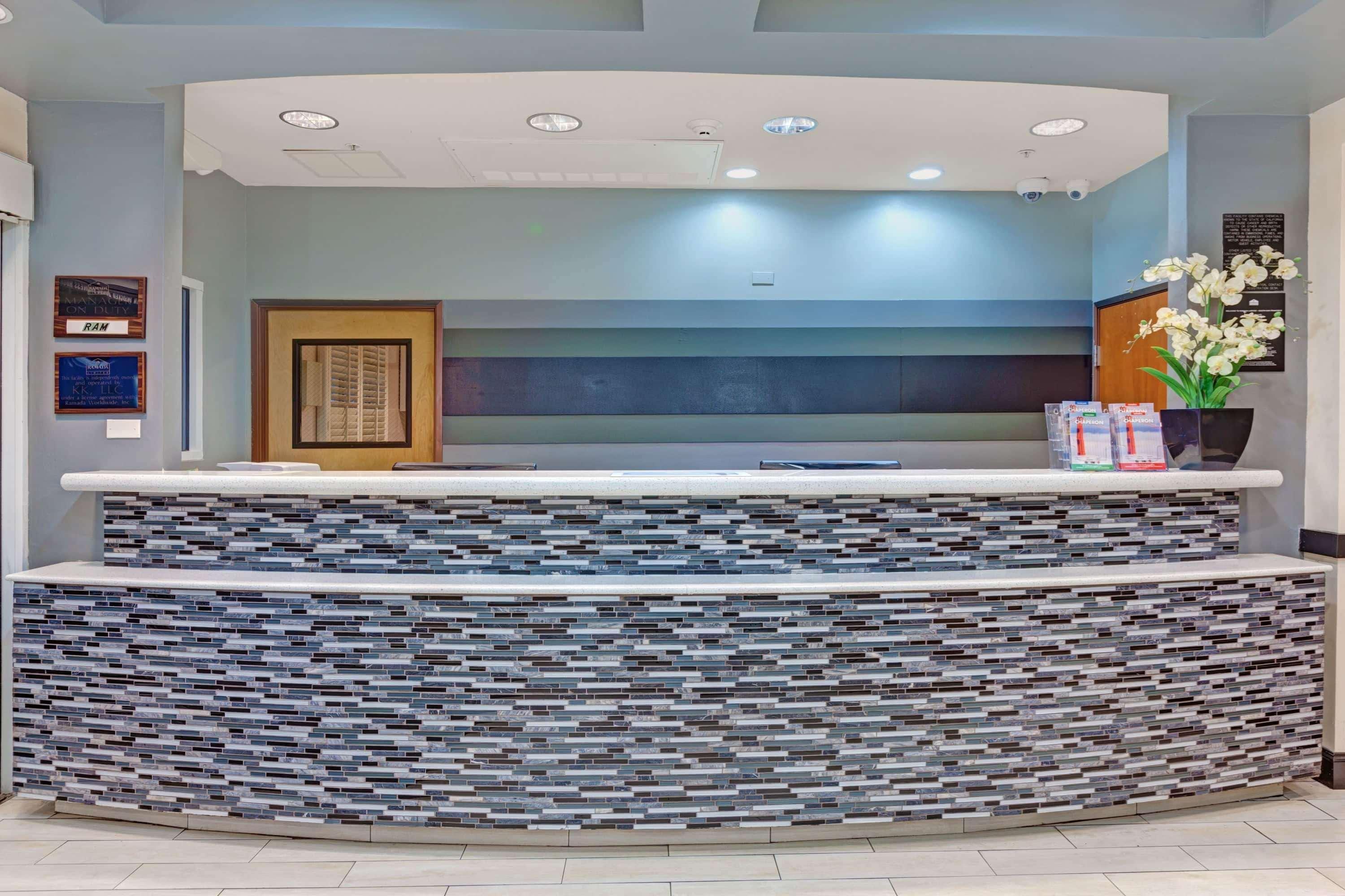 Ramada Limited And Suites San Francisco Airport South San Francisco Exterior foto